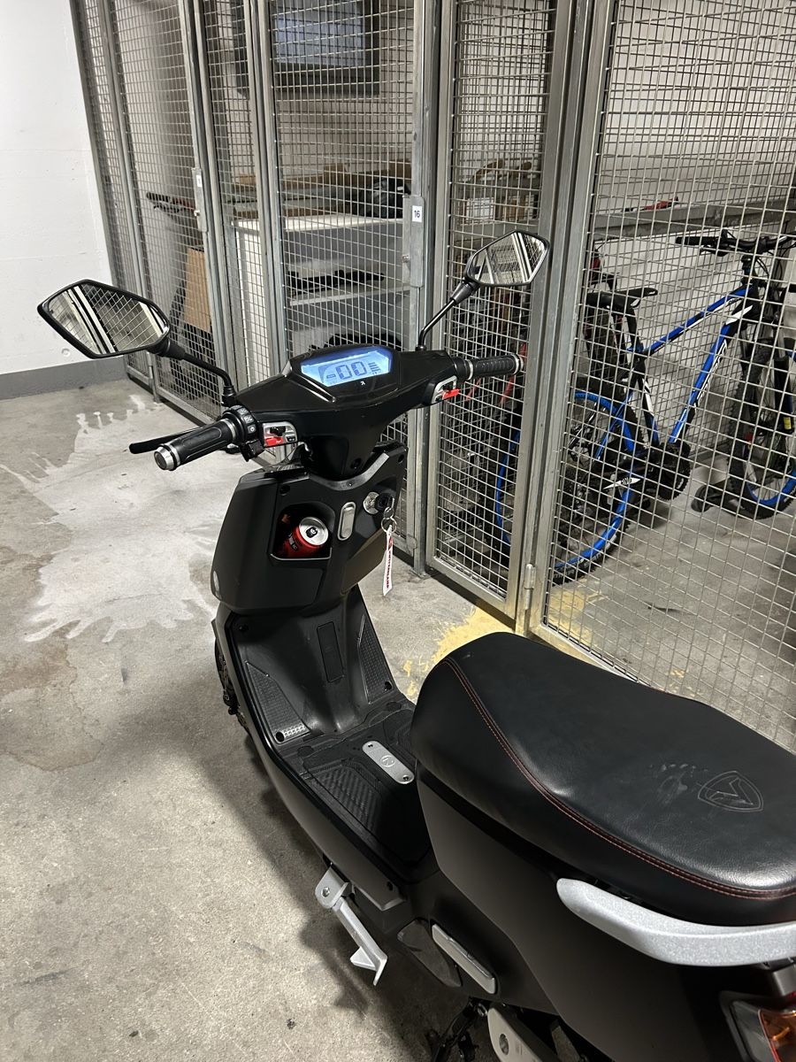 Vespino Scooter: Vespino 7i eRoller – Usato da Bern venduto da Maarteyyy 3