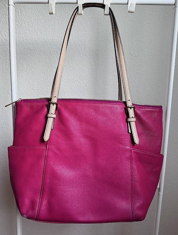 Borse da donna: Michael Kors Tasche, medium, pink – Usato da Biel/Bienne venduto da l.v.ds 1