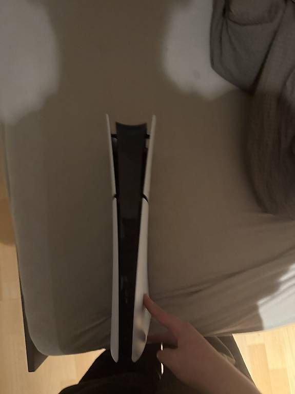 Konsolen: Ps5 slim  – Gebraucht aus Herisau von GK25 3