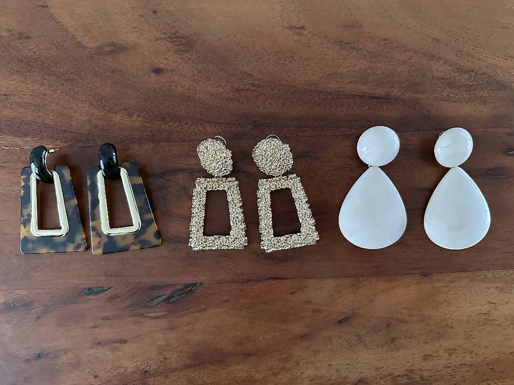 Boucles d'oreille: 3 Wunderschöne Ohrringe – D'occasion à Ennetbaden par bargainhunterin