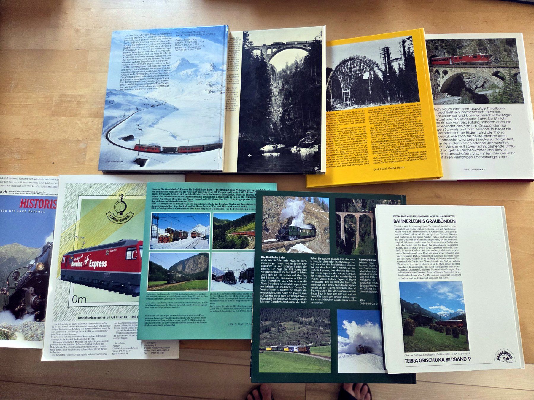 Libri: 10 Bücher über die Schweizer Eisenbahn – Usato da Birrwil venduto da dirtyoldtown 1