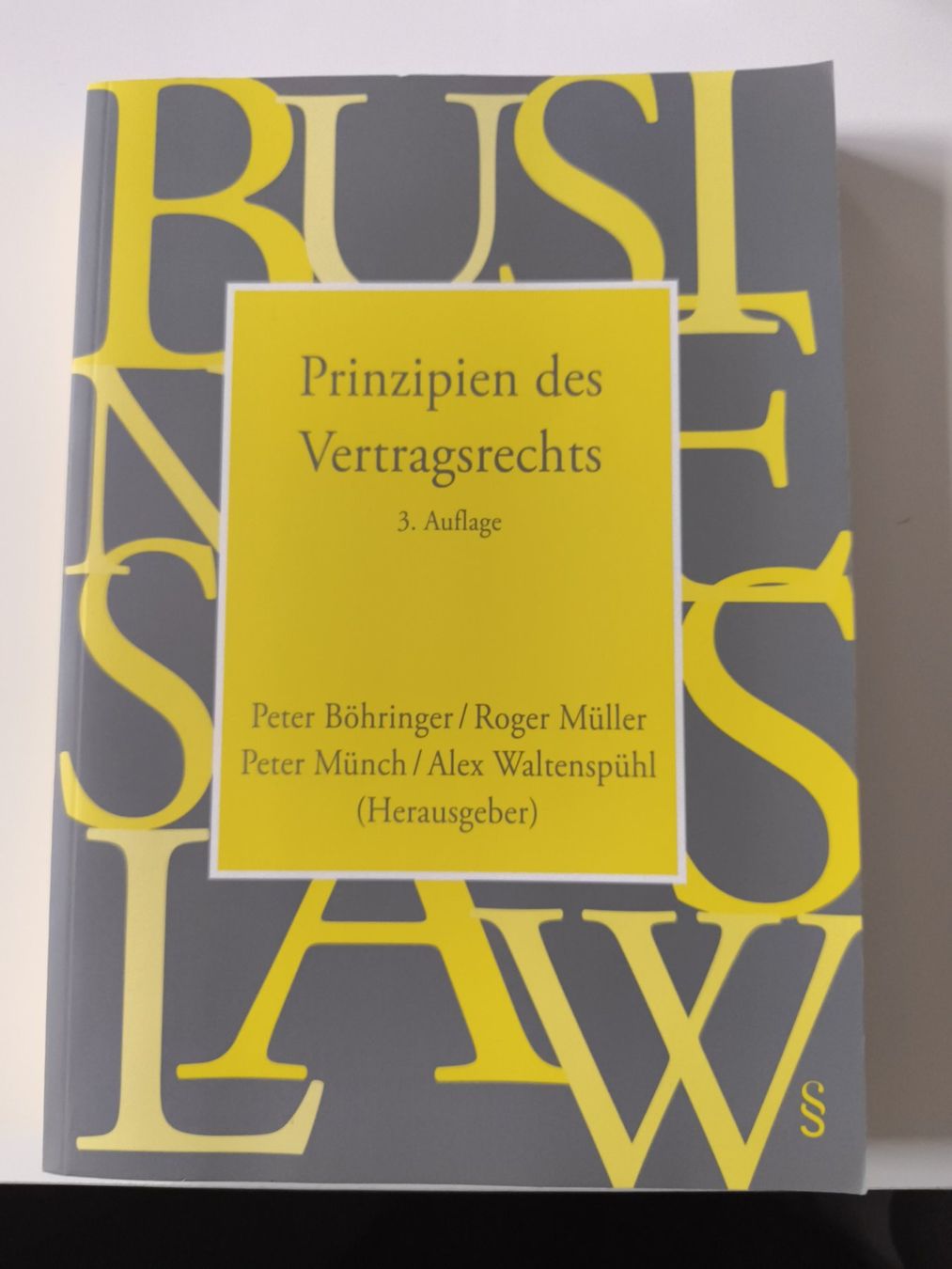 Libri: Prinzipen des Vertragsrechts – Usato da Zürich venduto da lar_c7dx
