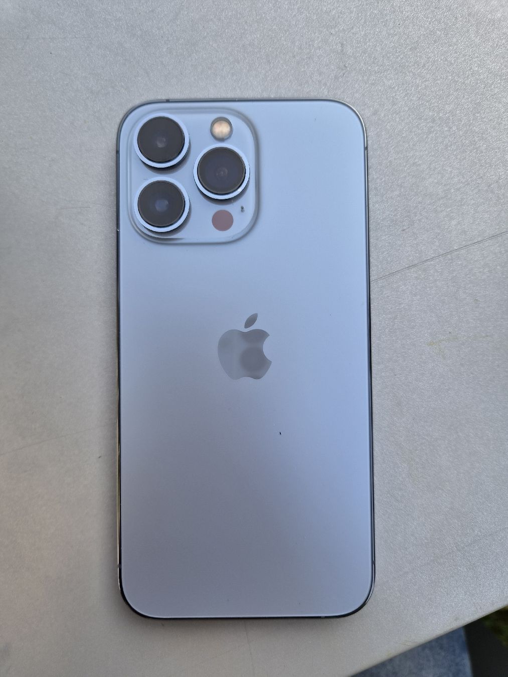 Apple Telefoni cellulari / Smartphones: I Phone 13 pro – Usato da Kyburg-Buchegg venduto da Siwi-1983 2