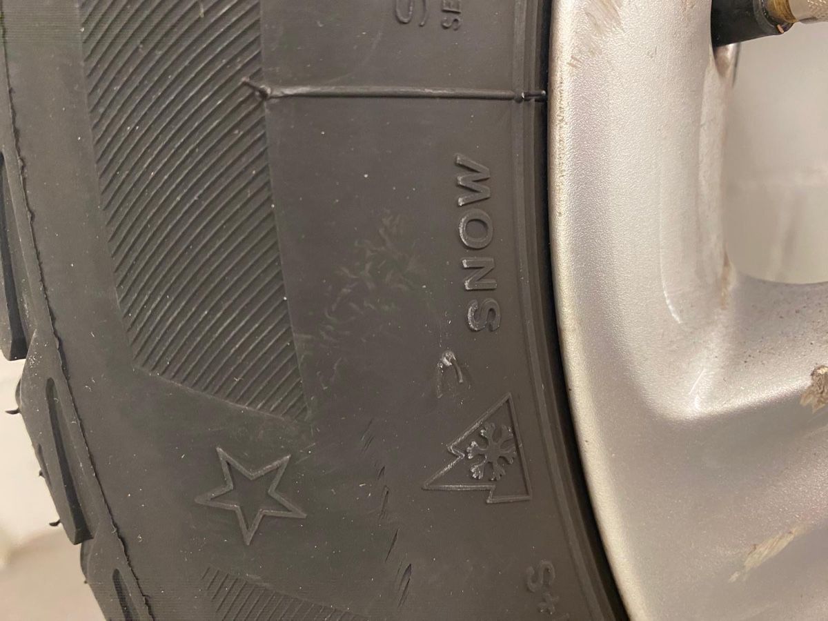 Pneumatici & Ruote complete: BMW 377 Radsatz – Usato da Liestal venduto da mashlymaa 5