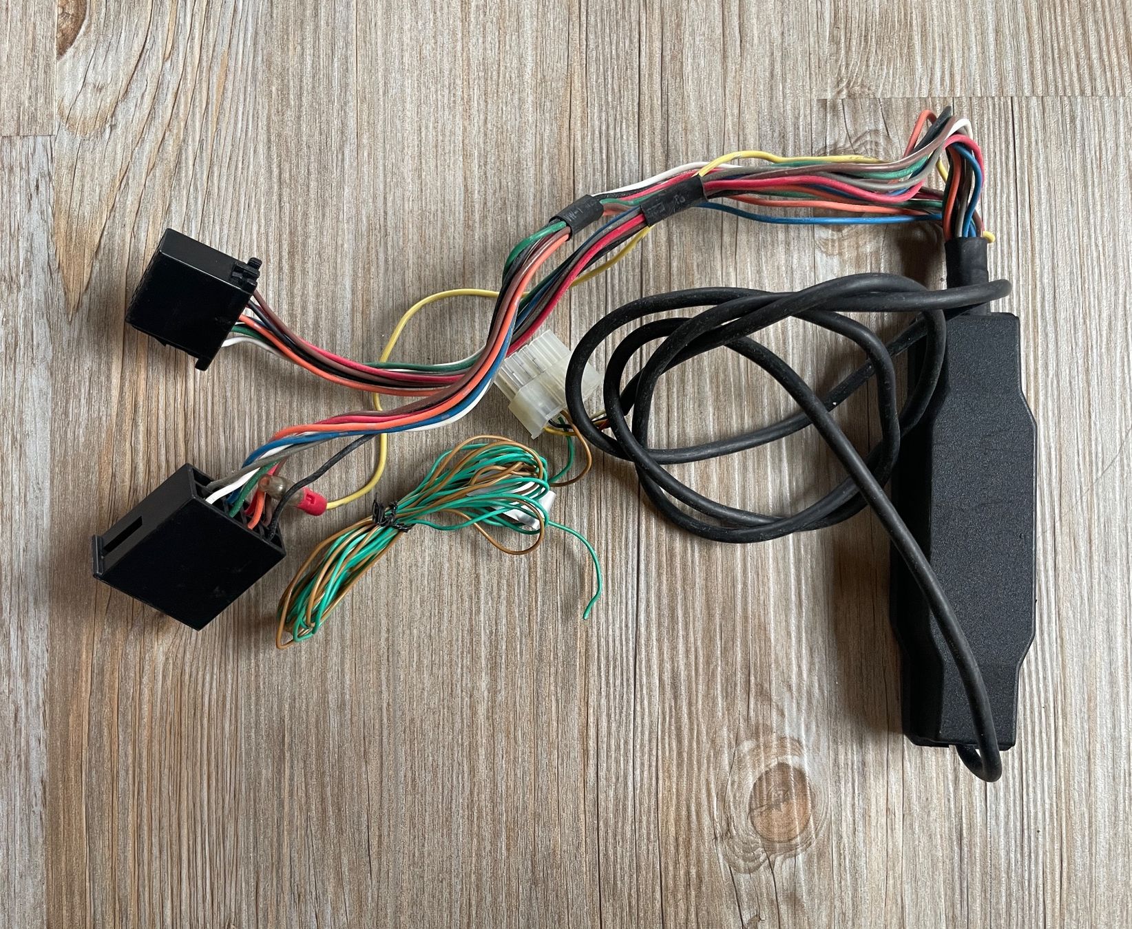 Unità & Adattatore: Parrot CK 3100 LCD Freisprechanlage – Usato da Wichtrach venduto da BRASLETTI_76 4