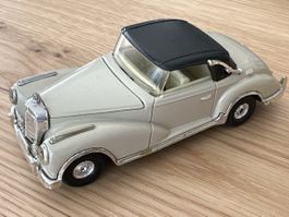 GORGI Mercedes Benz 300S ab 9.-
