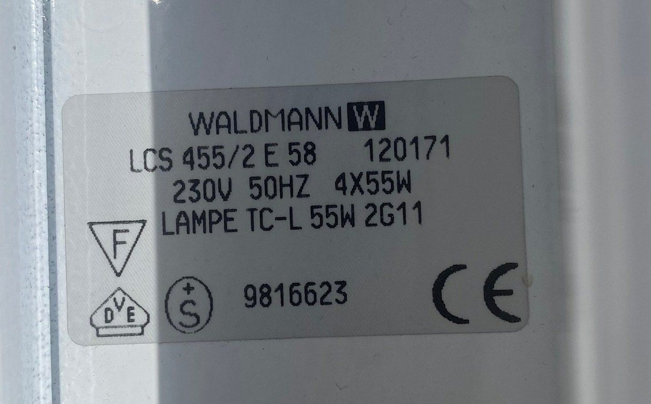 Lampade: Büroleuchte Stehleuchte Waldmann – Usato da Baden venduto da Customer 2