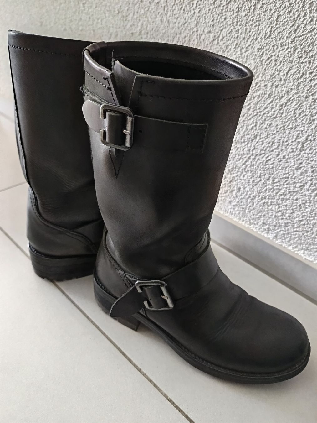 Scarpe da uomo: Lederstiefel Gr. 37 – Usato da Embrach venduto da Baronessa76 1