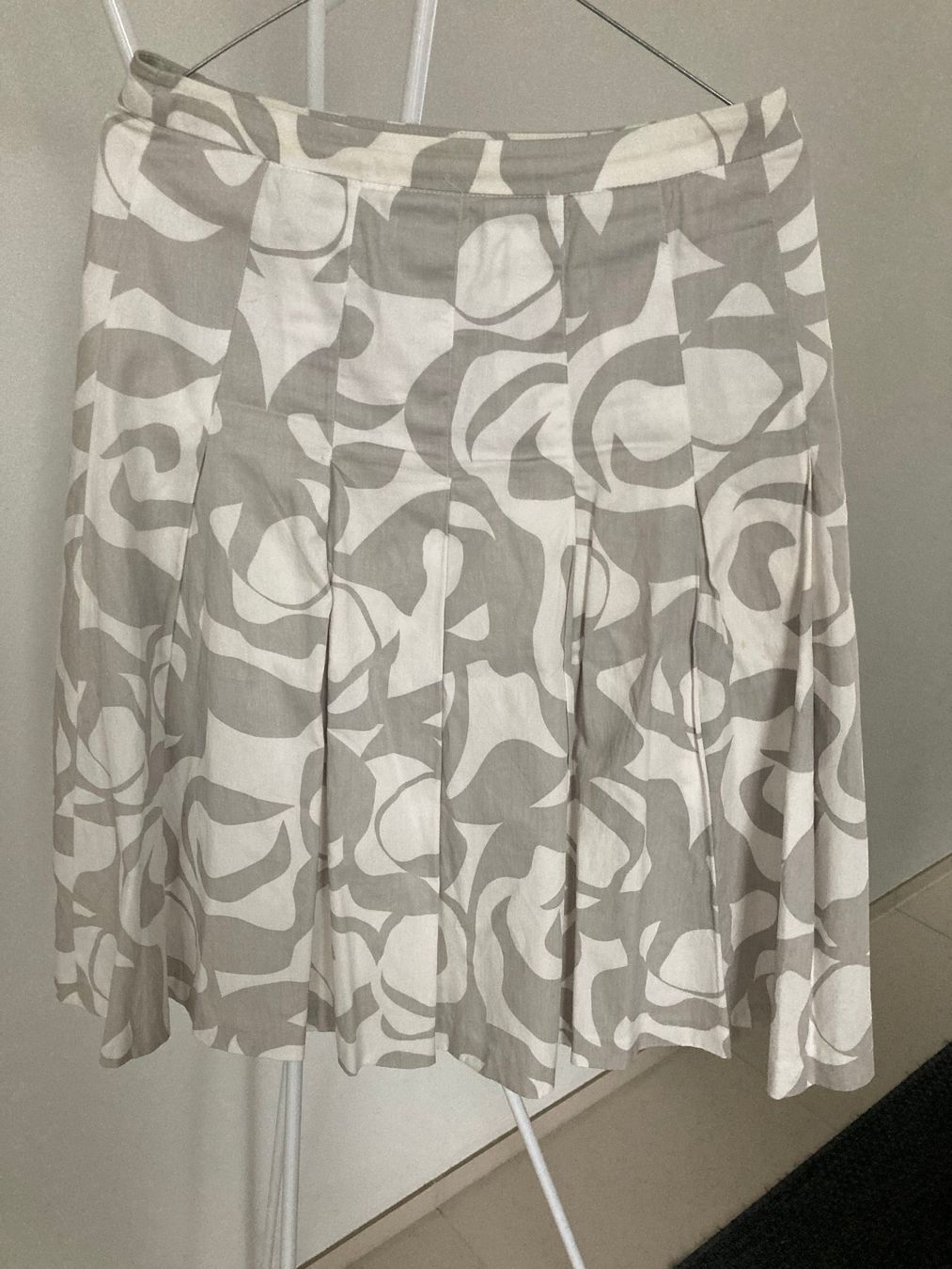H&M Gonne: Jupe von H & M. Grösse 36 – Usato da Schaffhausen venduto da coqui0752