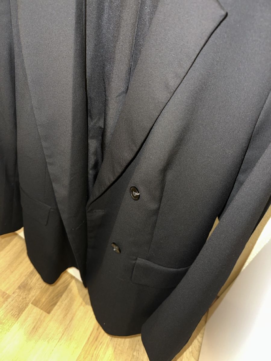 H&M Vestes: Schwarze Blazer in der Grösse M – D'occasion à Netstal par muj_q7ty 1