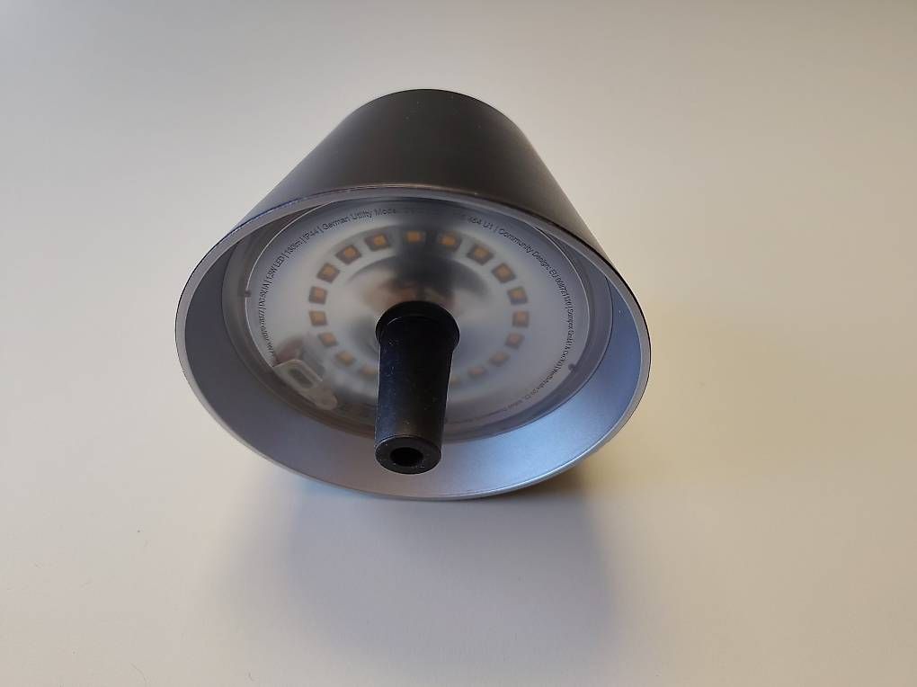 Lampade: LED-Flaschenaufsatz-Lampe  Akku, USB-C, dimmbar – Usato da Rebstein venduto da fabio.litscher 1