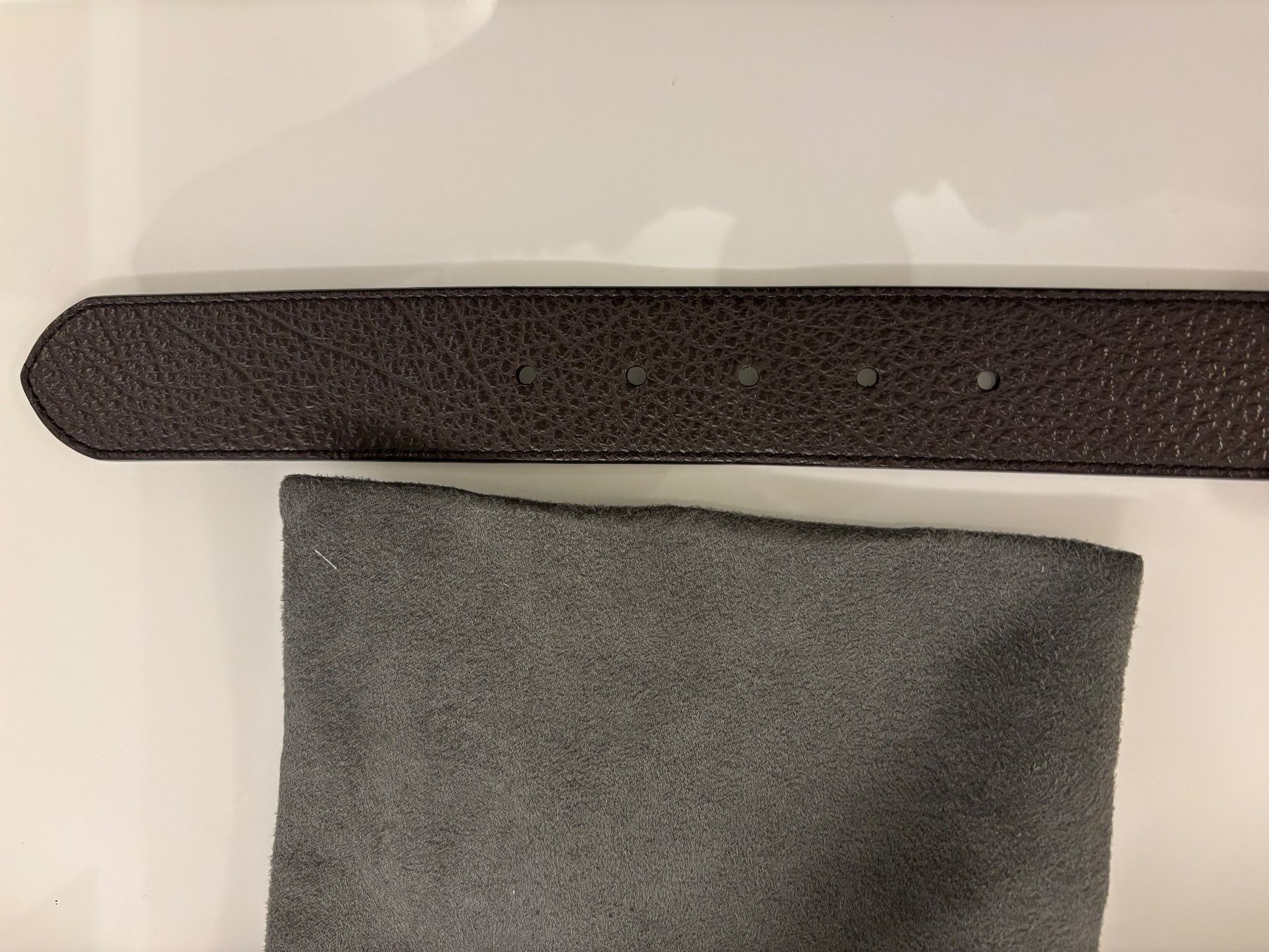 Gürtel: TOM FORD Ledergürtel (85cm) – Gebraucht aus Zürich von Falconking 4