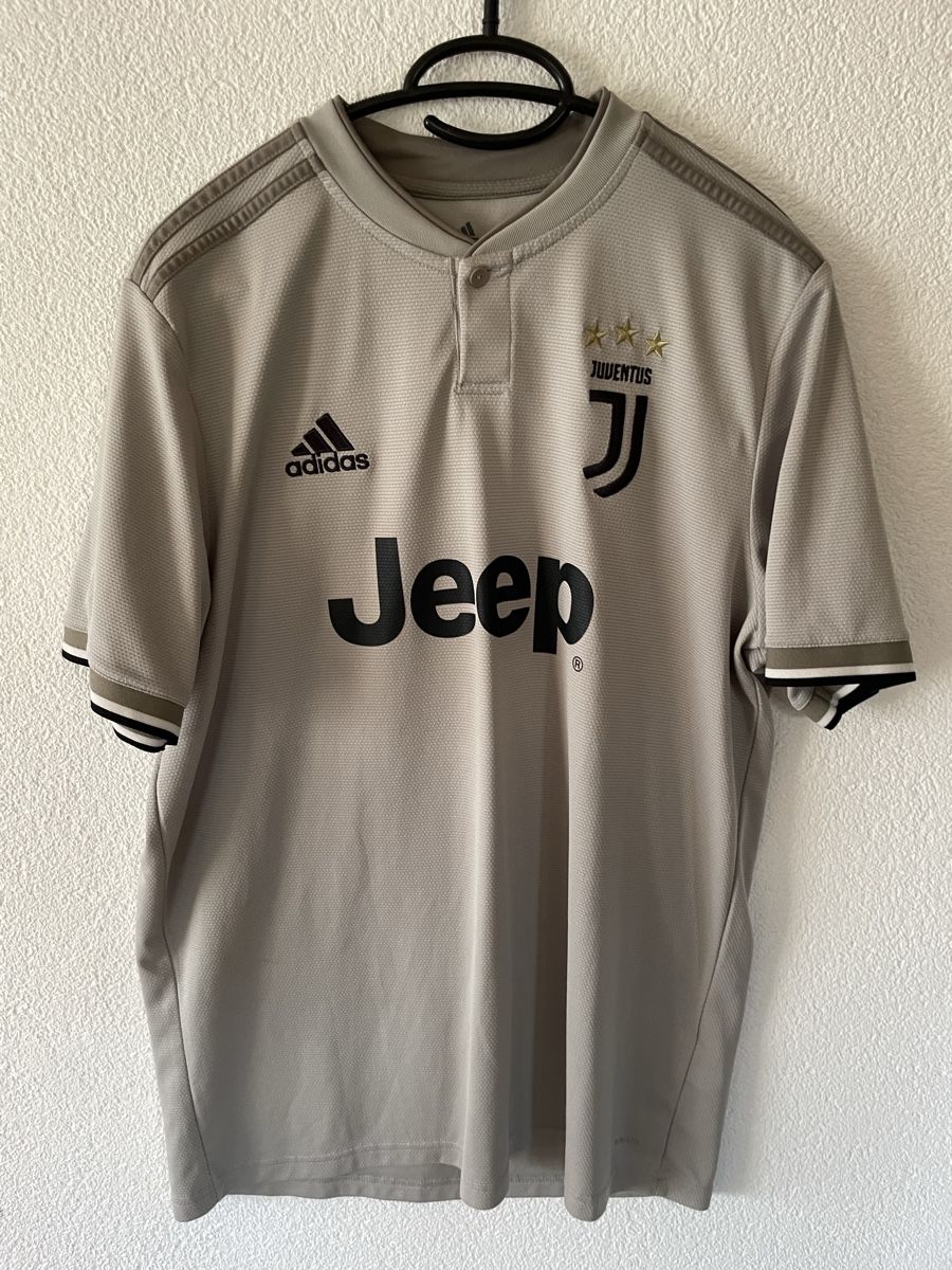 Juventus Canottiere & Pantaloni: Maillot Juventus 2018/2019 – Usato da Les Reussilles venduto da thibou10