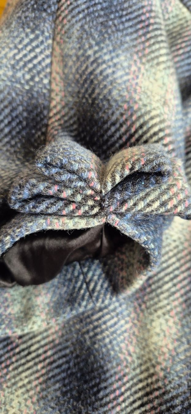 Cappotti: Manteau court super mignon – Usato da Villars-sur-Glane venduto da Verocac 4