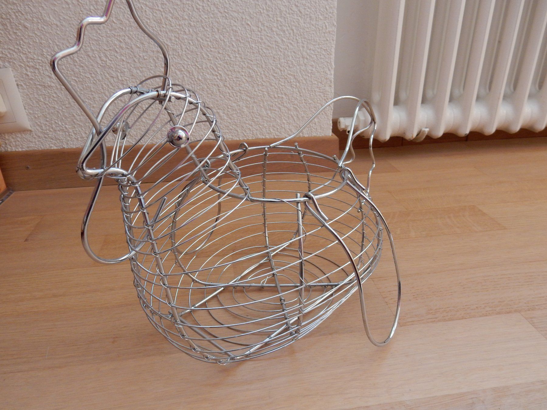 Autres articles pour la maison: Huhn origineller Eierkorb Eier Halter Eierbox NEU Drahtkorb – Neuf (Voir description) à Jona par simongarden 6
