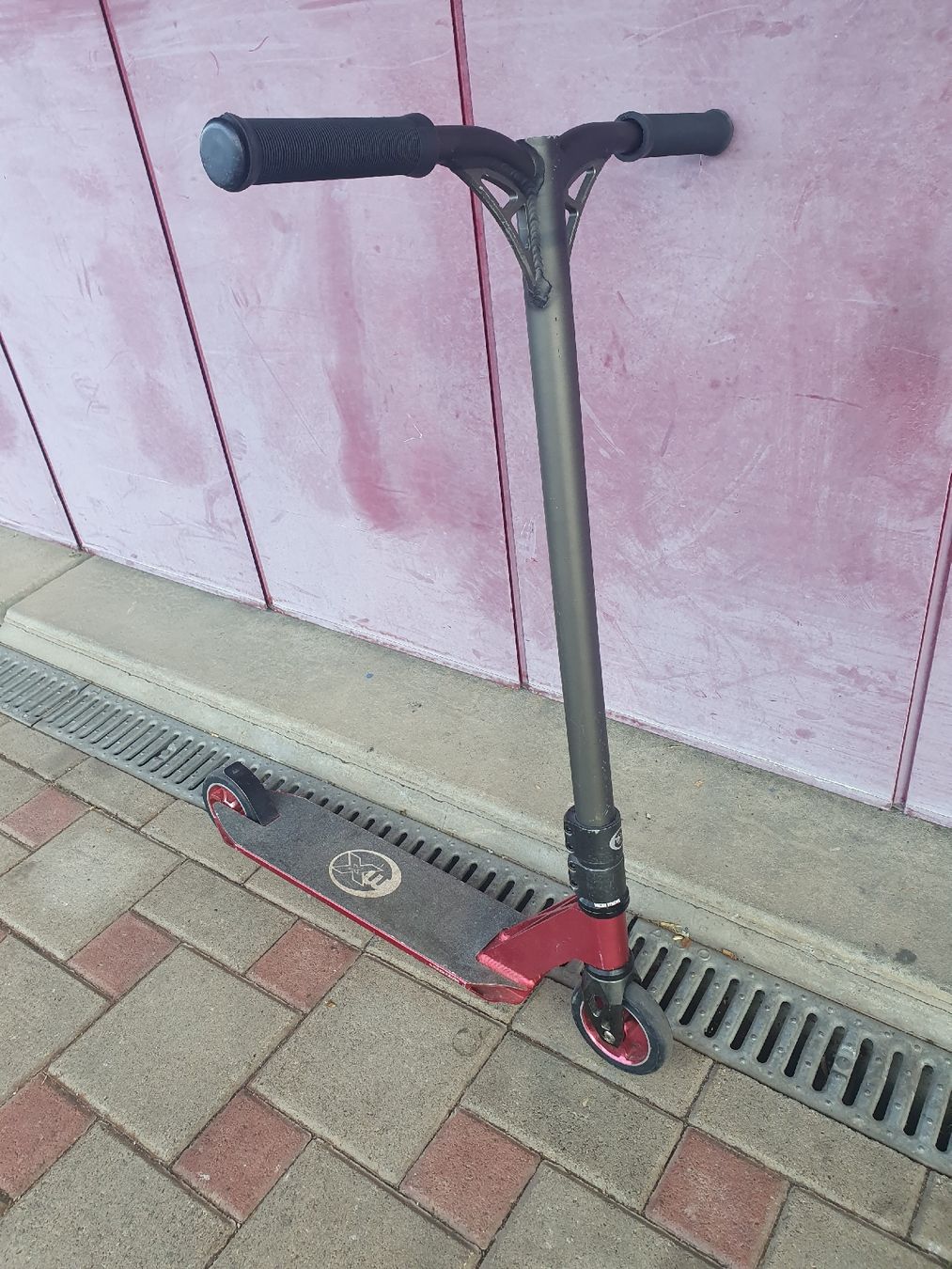 Micro Kickboard: Micro MX Crossneck Stunt Freestyle Scooter  – Usato da Herznach venduto da VwGolfer 1