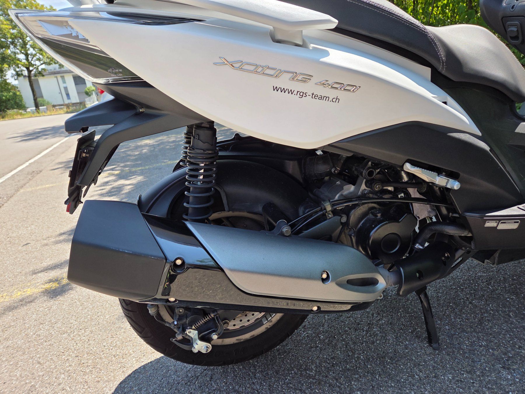 Kymco Scooters: Kymco Xciting 400i Roller weiss – D'occasion à Schaffhausen par kaeufer12 4