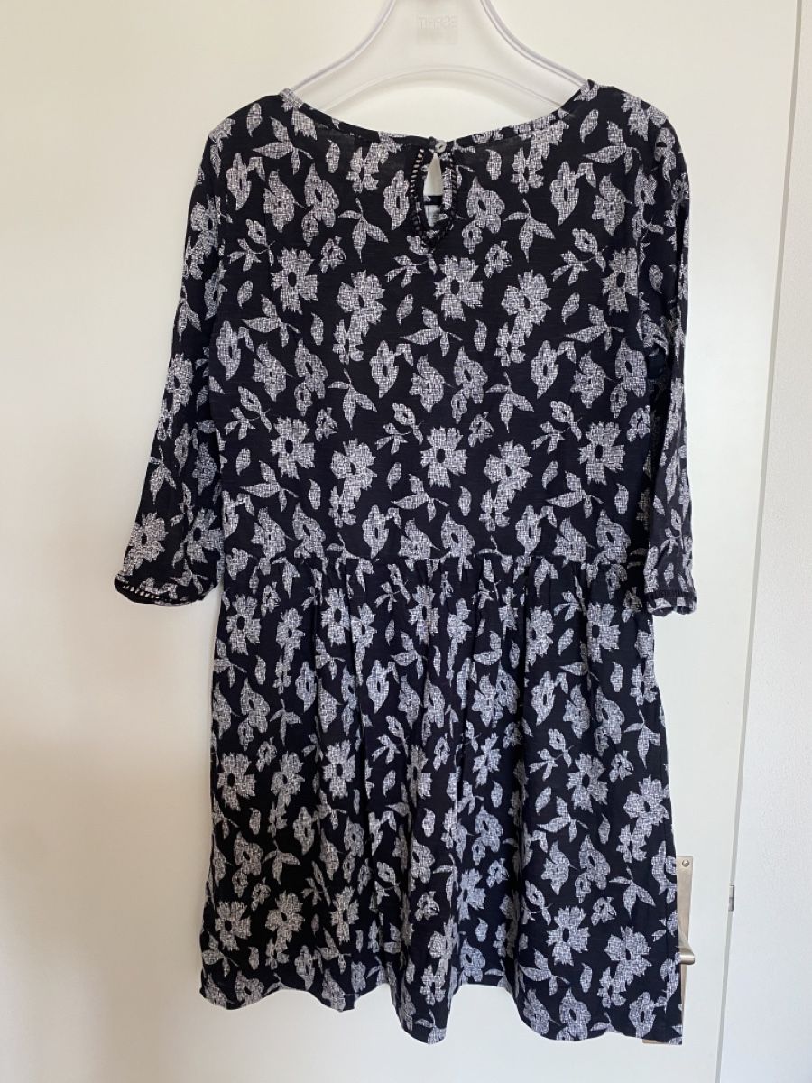 Esprit Vestiti: ESPRIT Edc Kleid schwarz Blumenmuster Gr. M – Usato da Muensingen venduto da drleevsy 6