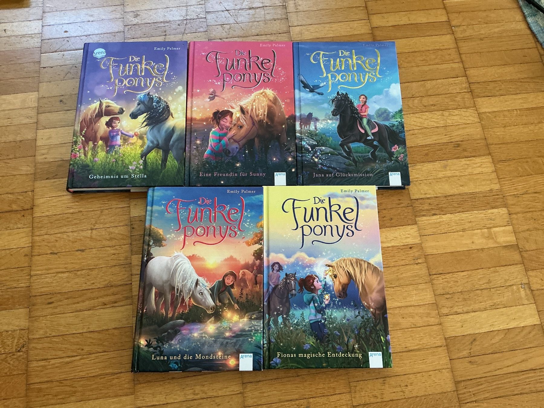 Bücher: Die Funkel Ponys – Gebraucht aus Zürich von soldbyblanca