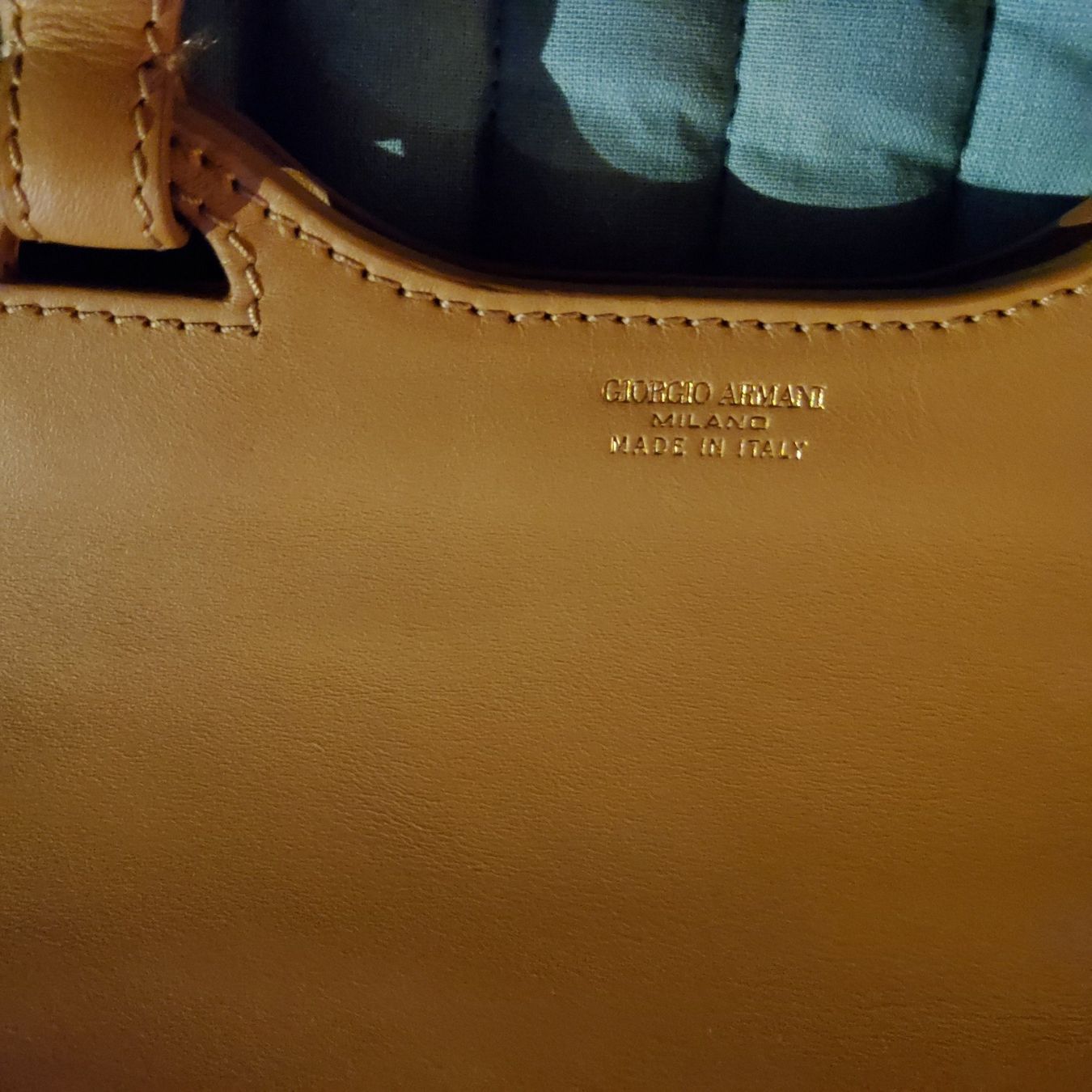 Armani Borse da donna: Giorgio Armani - Beige Damentasche - Leder – Nuovo (secondo la descrizione) da Villnachern venduto da RicardoMary 2