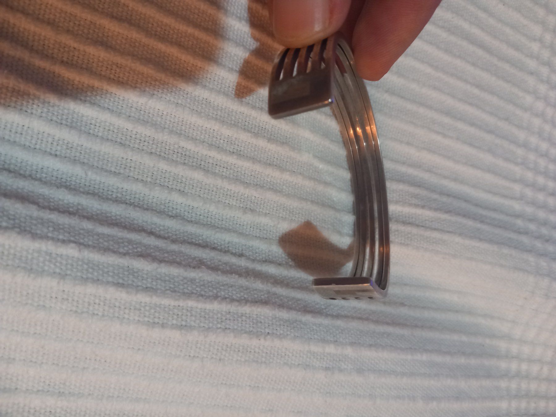 Gucci Armbänder & -reifen: Gucci bracelet en argent – Gebraucht aus Le Grand-Saconnex von Rgt87 5