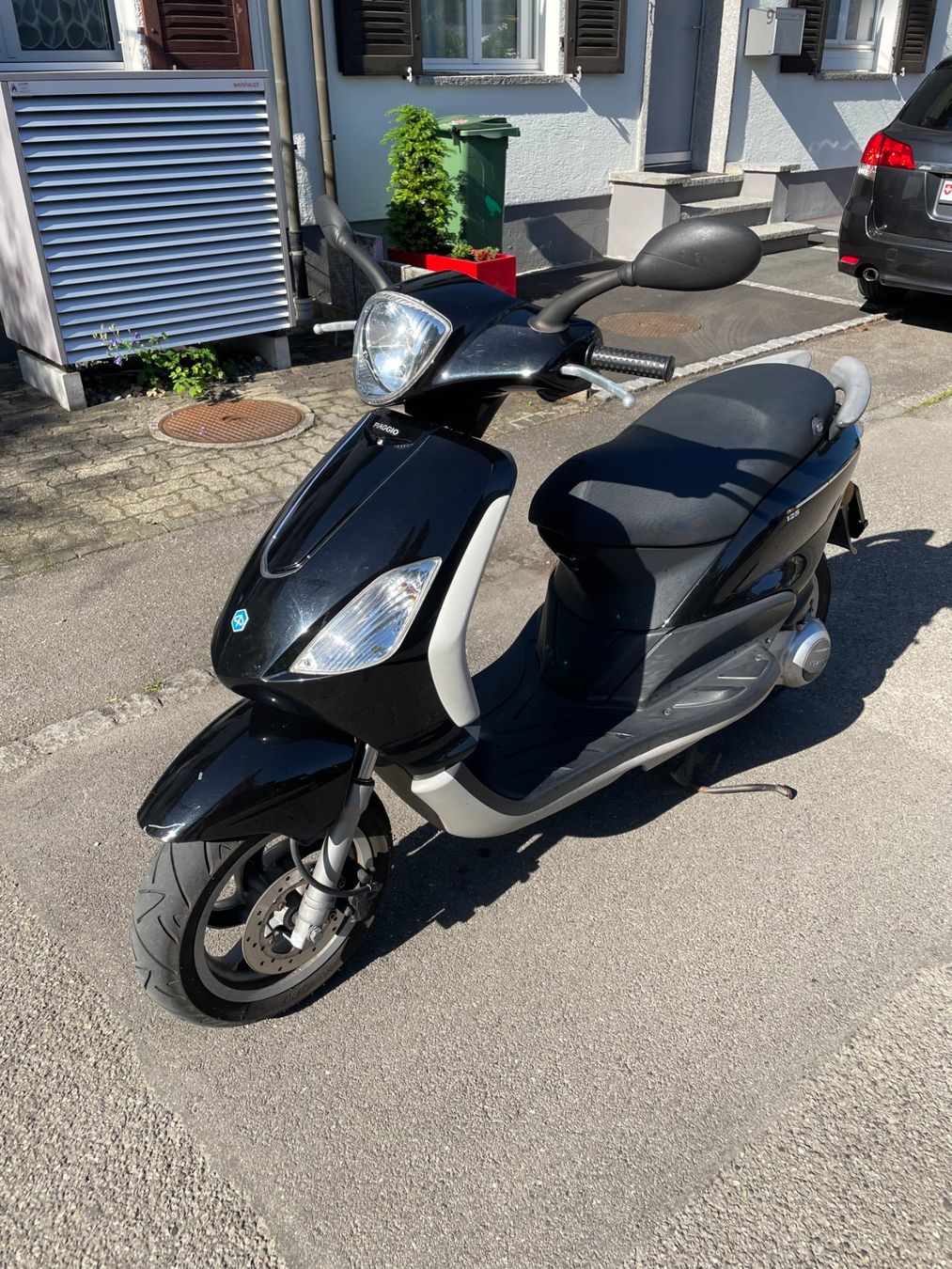 Piaggio Altro: Piaggio Fly 125 – Usato da Reinach BL venduto da man_wf87