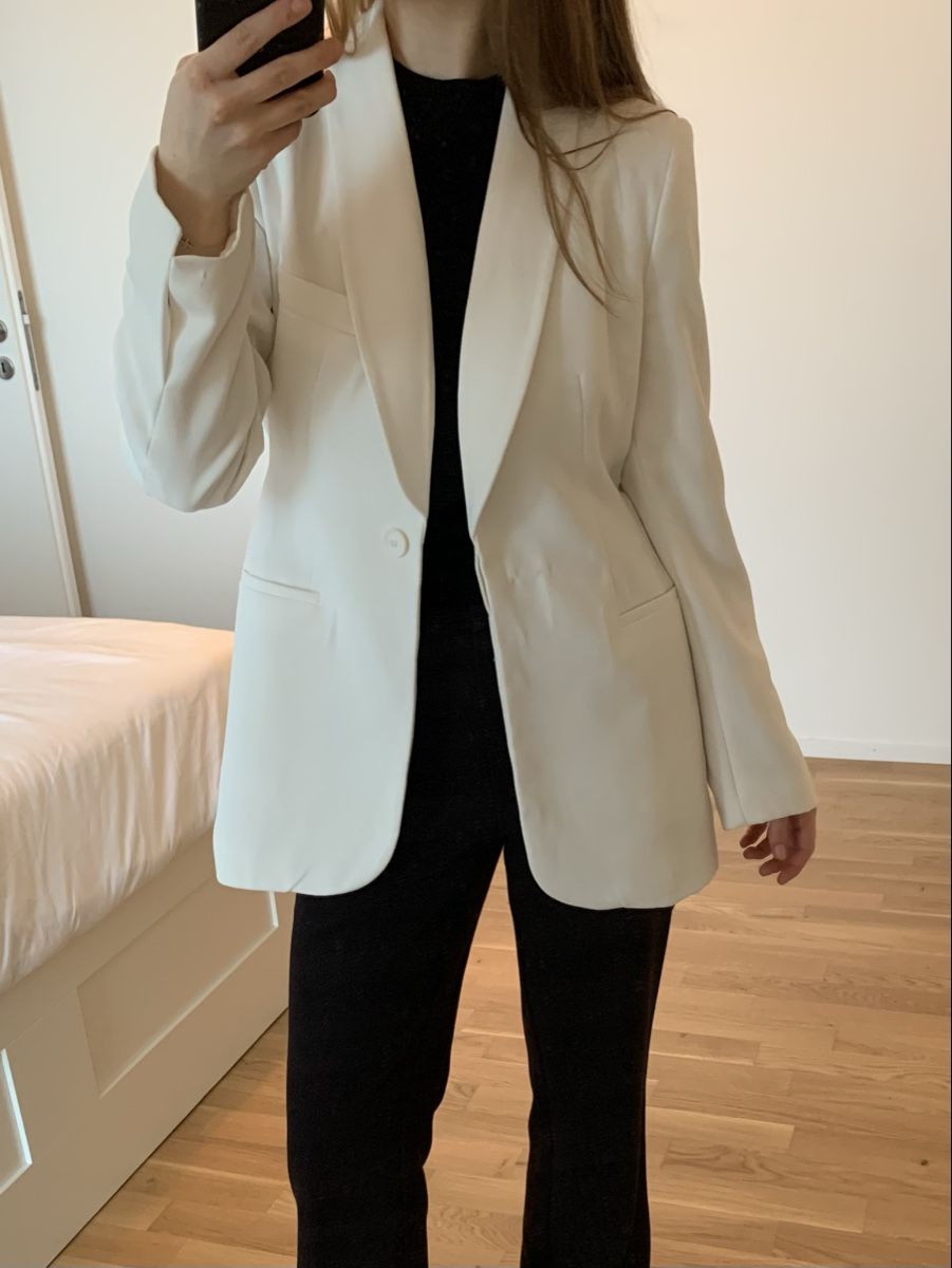 Zara Anzüge & Kostüme: Zara Blazer weiss mit Gürtel – Gebraucht aus St. Gallen von delideja01 2