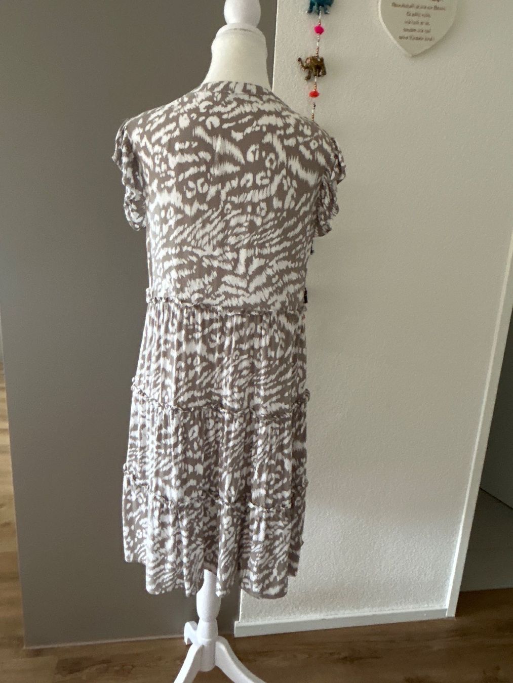 Vestiti: Kleid mit Ärmel beige mit Muster – Usato da Brunnen venduto da Nala2929 4