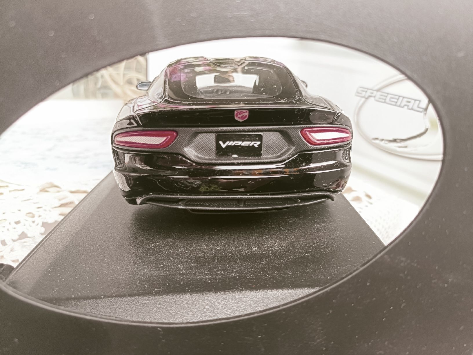 Dodge Modellini d'auto: Dodge SRT Viper GTS 1/18 – Nuovo e nell'imballaggio originale da Köniz venduto da Mhoschitinu 4