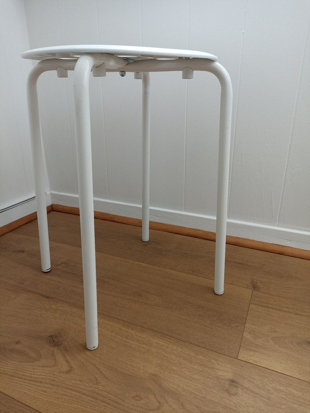 Ikea Sgabelli: IKEA Marius Tabouret – Usato da Renens VD venduto da tasarte 2