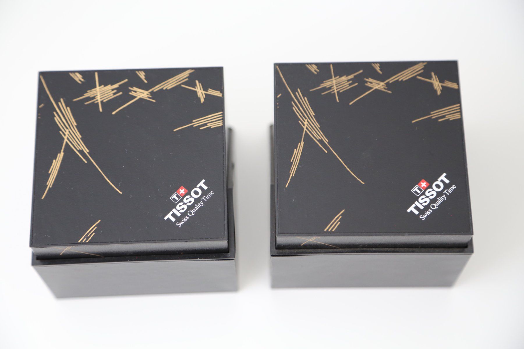 Tissot Orologi: 2x Tissot Vintage Boxen – Usato da Reinach BL venduto da Han-Numismatik