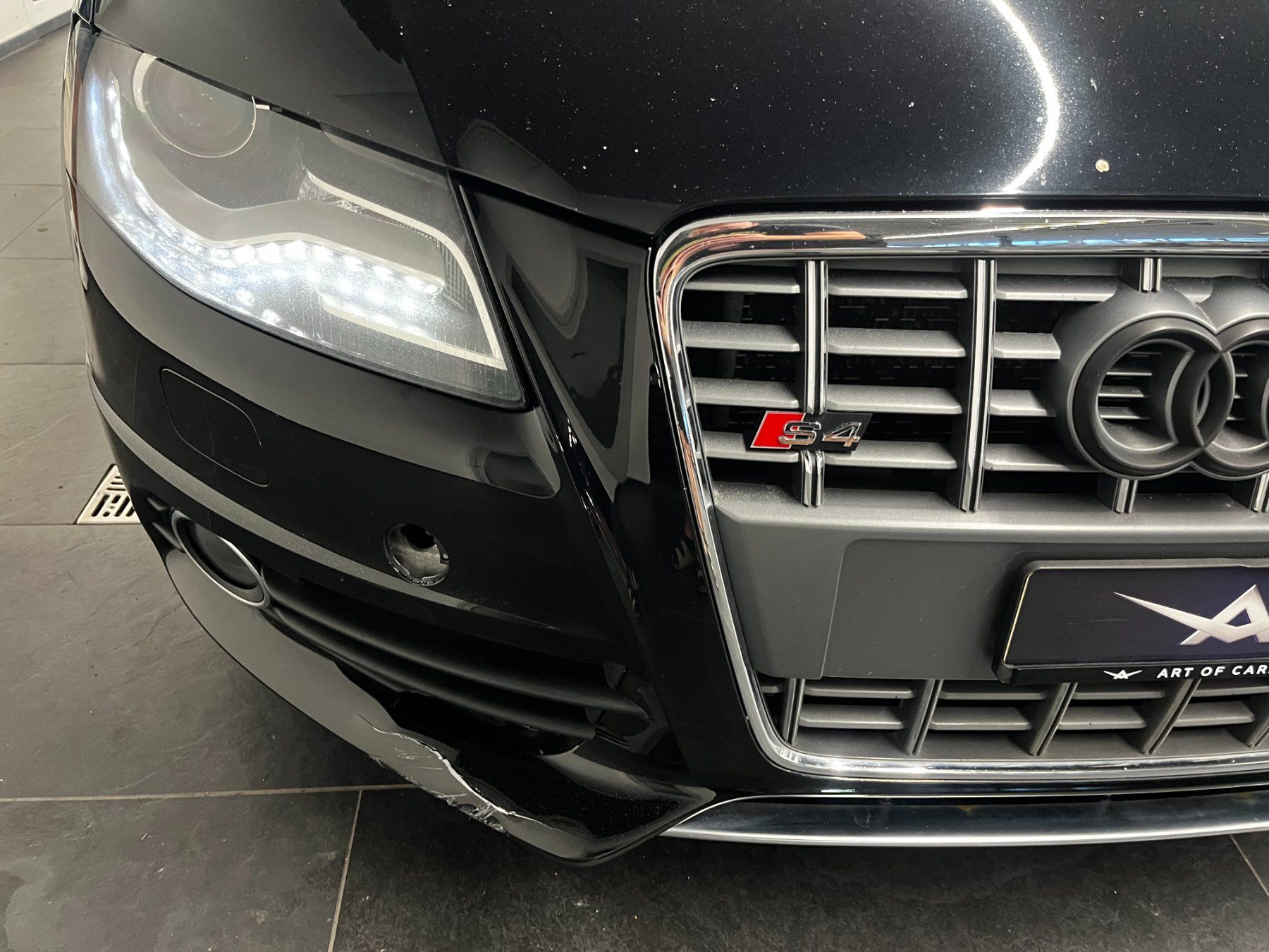 Audi Autos: AUDI S4 Handschalter kombi – D'occasion à Zürich par TOP_KAUF 1