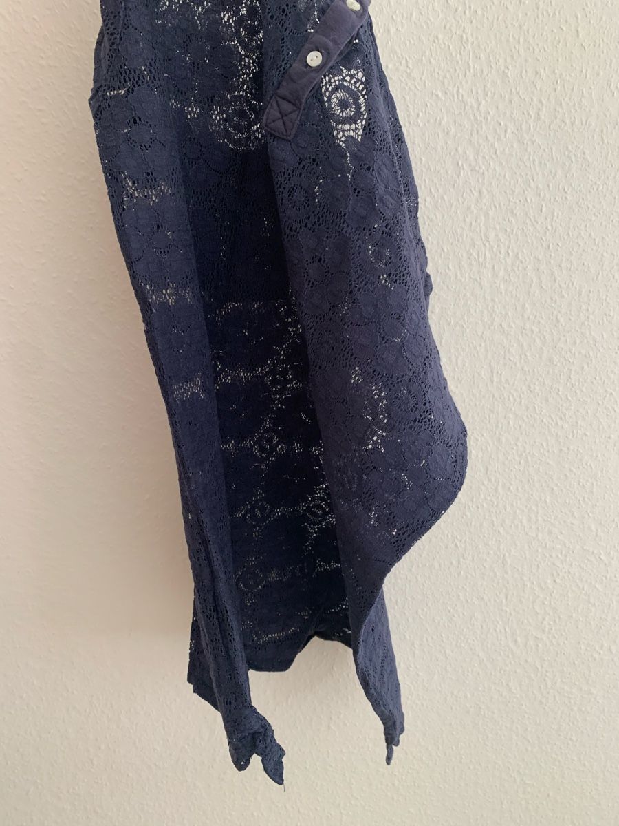 H&M T-Shirts: T-Shirt aus dunkelblauer Spitze – Neu (gemäss Beschreibung) aus Zürich von p_q7q_nichtraucher 3