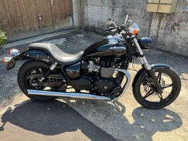 Triumph Speedmaster 900i