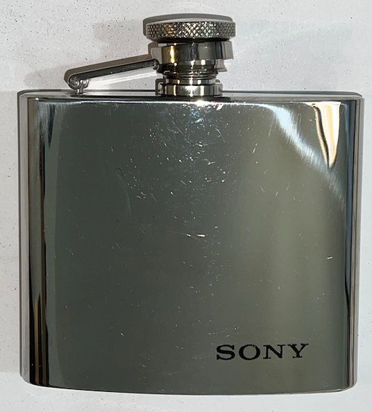 Flachmann Aus Edelstahl Mit PU-Leder-Hülle – Aufschrift 'Trust Me I'm A Witch', 170 Ml, Hellbraun – Perfekt Für Unterwegs