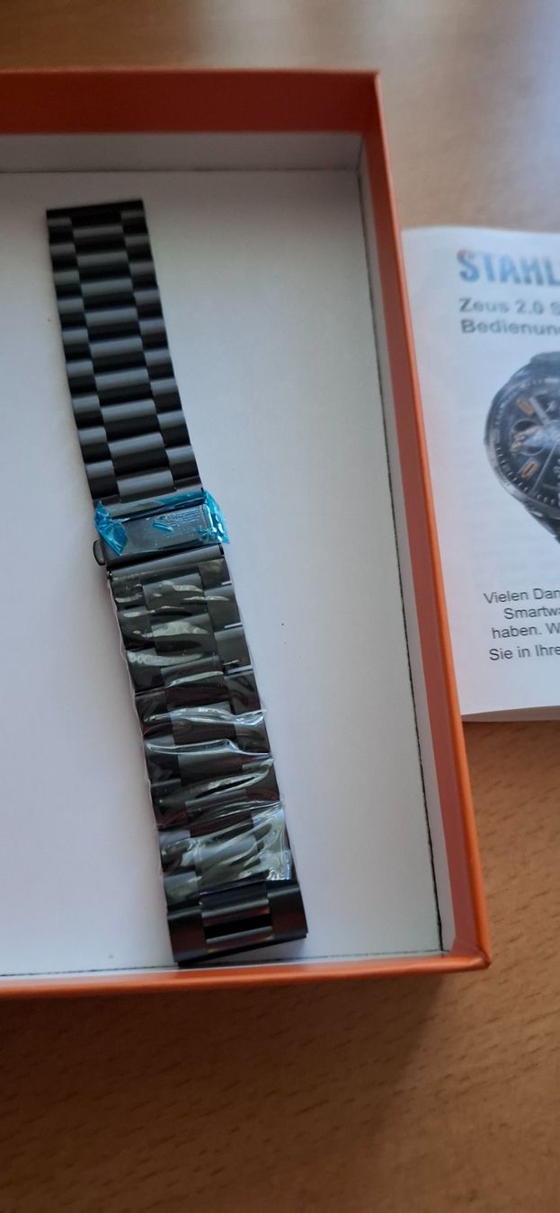 Smartwatch: Stahlgear 2.0 Smartwatch Versand+Verpackung – Nuovo (secondo la descrizione) da Chur venduto da Giffa-04-06 9