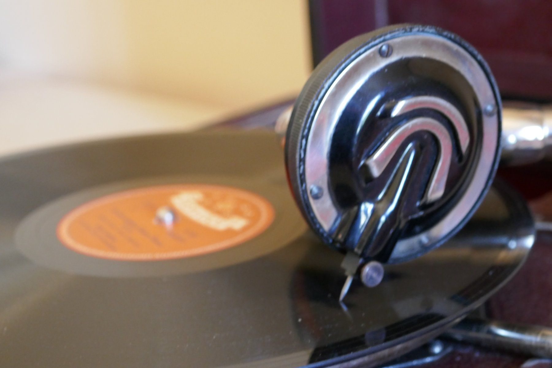 Thorens Giradischi: Koffergrammophon Thorens – Usato da Uetendorf venduto da adi43wen 2