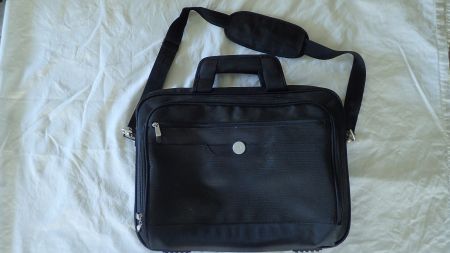Geräumige Laptoptasche mit viel Stauraum