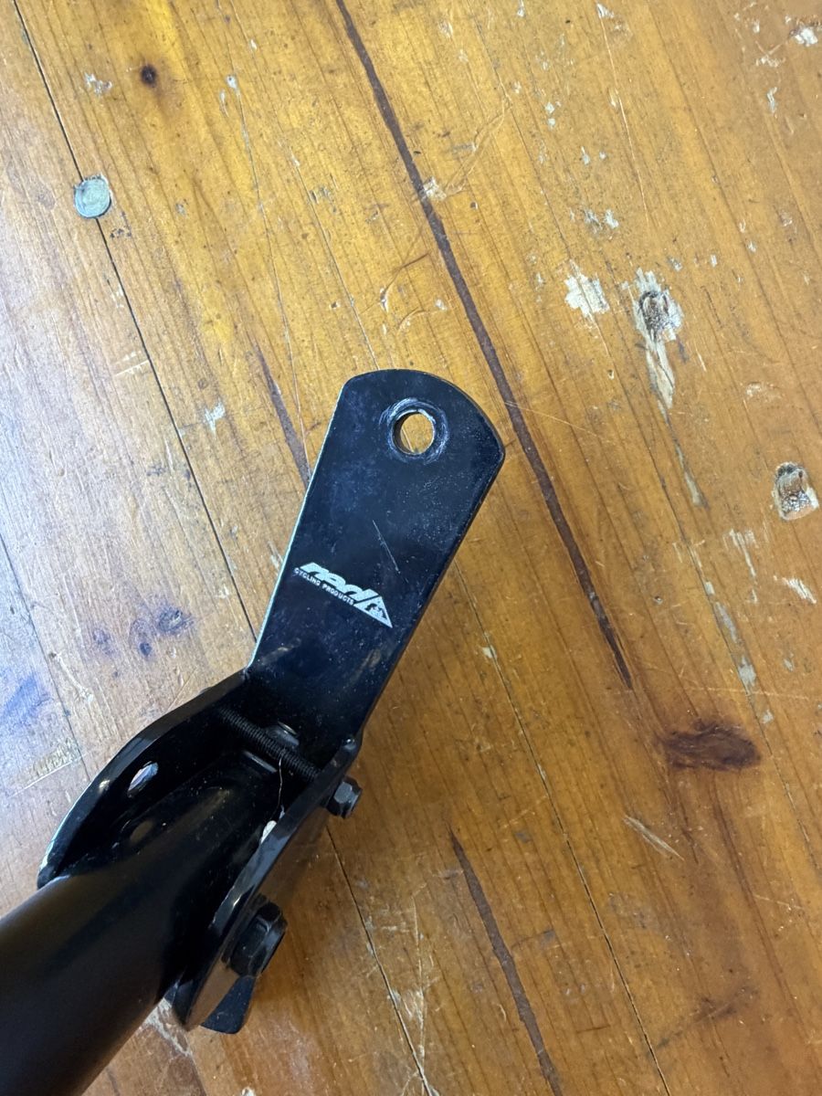 Supporti per biciclette: Fahrrad-Wandhalter – Usato da Gurmels venduto da SwissShop21 4