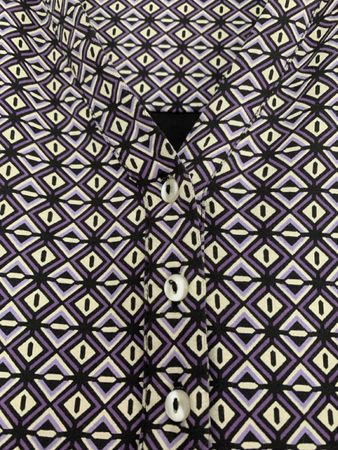 Damen Bluse in Grösse XL Marke ESQUALO Farbe Violet Schwarz