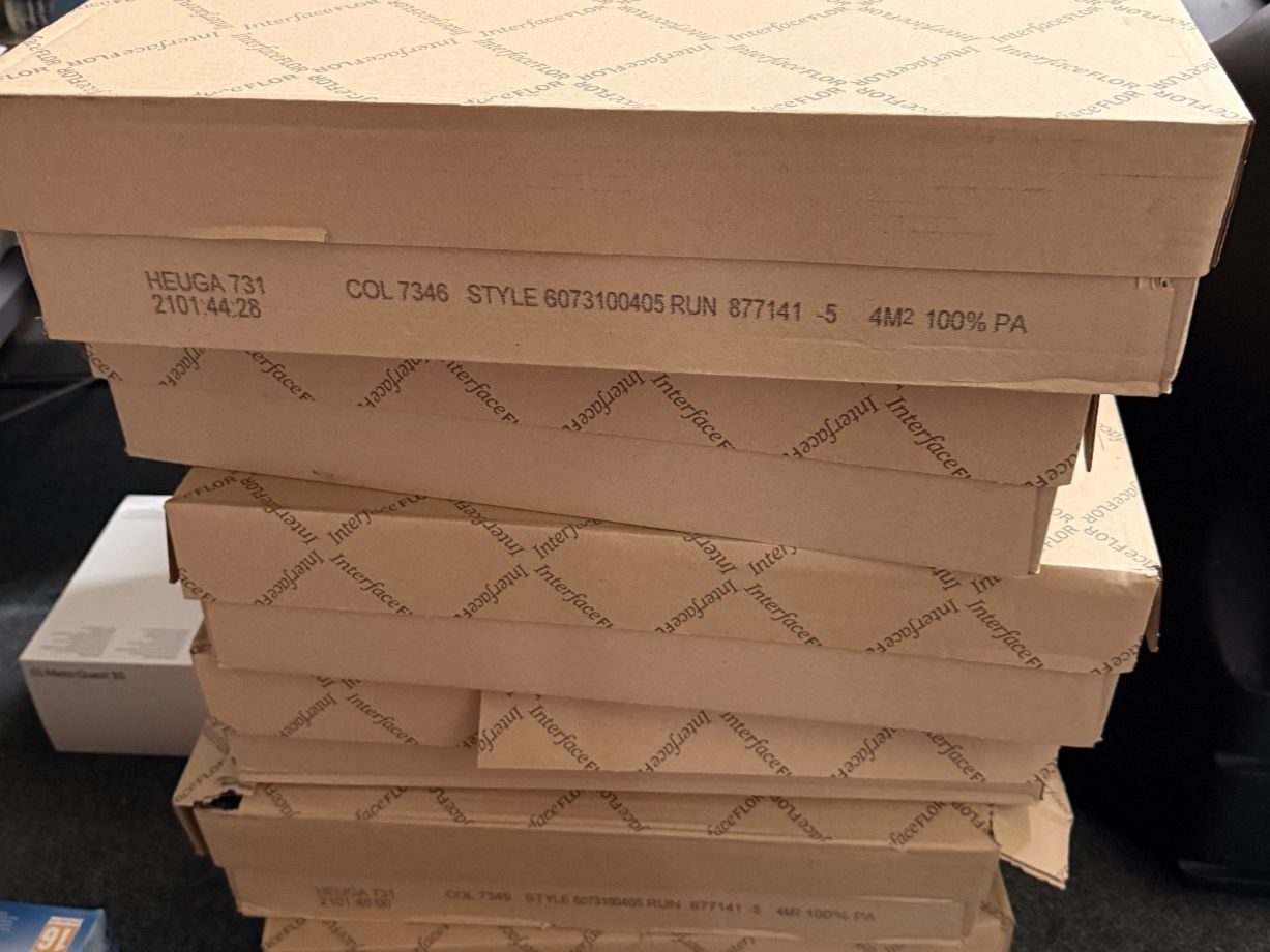 Tapis: Heuga - Interface Flor 731 Teppichfliesen / 6 Packungen – Neuf avec emballage d'origine à Gelterkinden par Vanillasky66 2