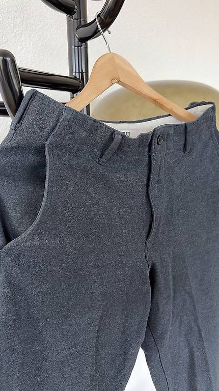 Pantaloni: Pantalon 7/8 - Uniqlo U – Usato da Morges venduto da ana_ets 2