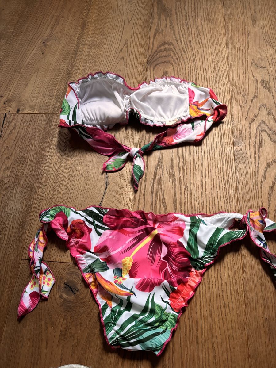 Costumi da bagno & Bikini: Bikini Tropenmuster Gr. S Neuwertig – Nuovo (secondo la descrizione) da St.Gallen venduto da Monrose 1