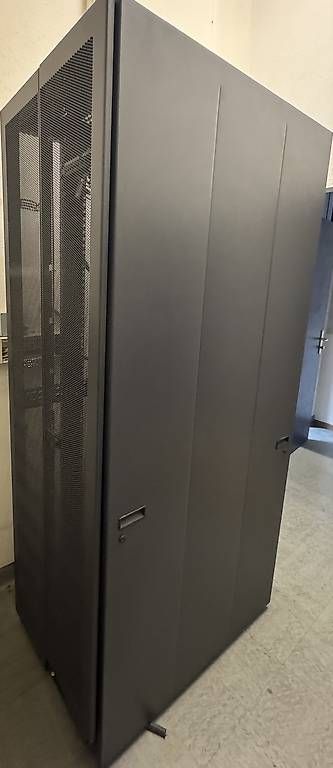 Racks & Supports: Rack informatique – D'occasion à Petit-Lancy par acetik
