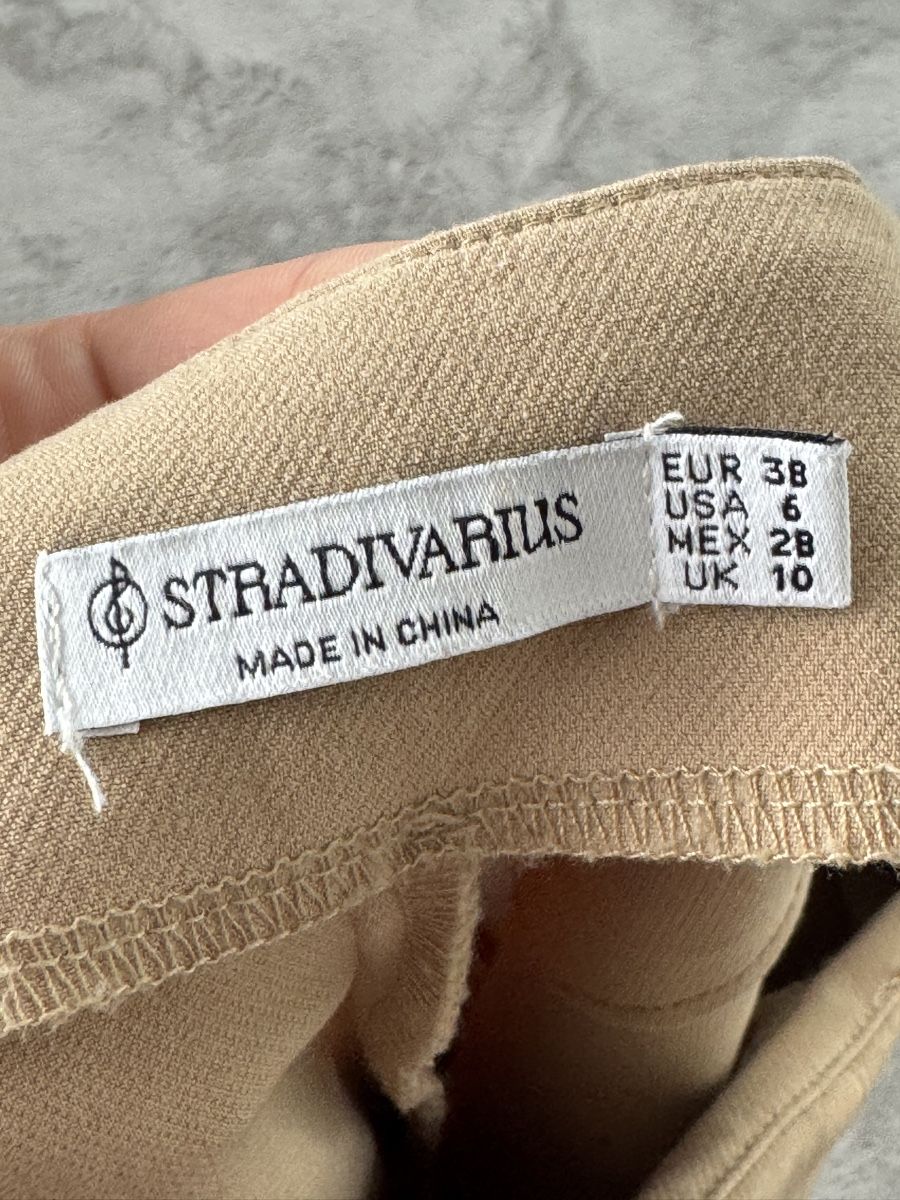 Stradivarius Hosen: Damen Hose beige Grösse M – Neu (gemäss Beschreibung) aus Güttingen von Nkskn 4