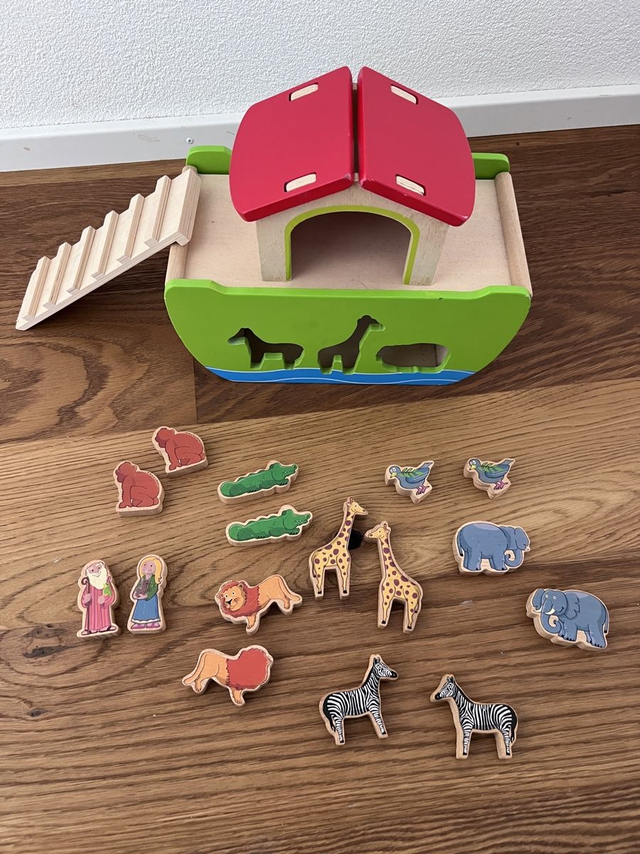 Spielzeuge: Arche Noah Holzspielzeug mit Tieren – Gebraucht aus Gipf-Oberfrick von Sonne010203 3
