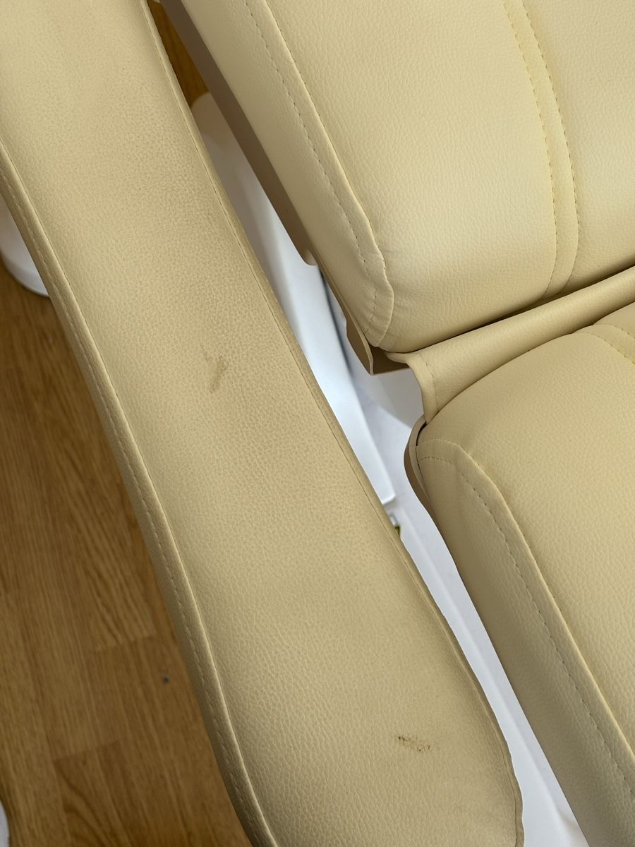 Lettini & sedie per cosmetici: Fauteuil d’esthétique électrique  – Usato da St leonard venduto da AliciaP. 1