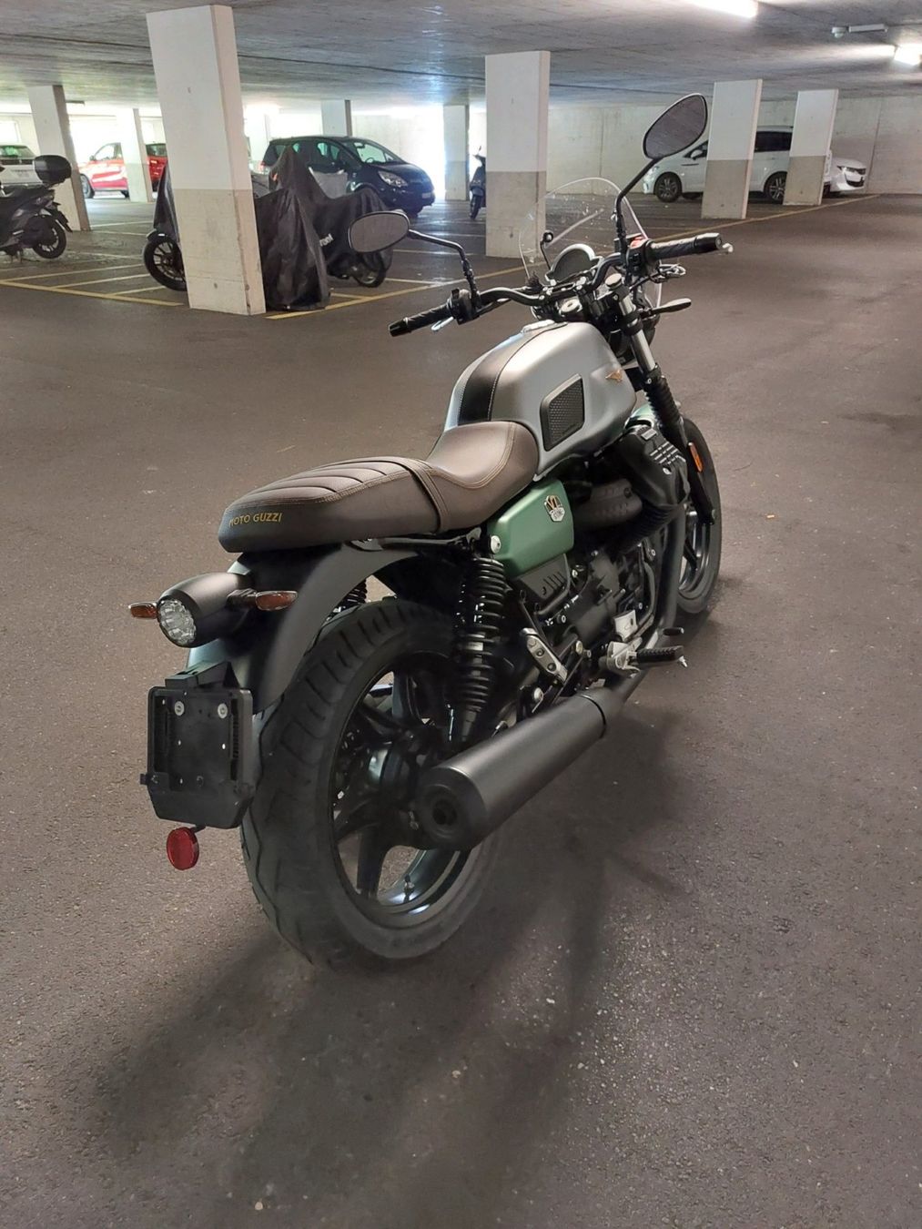 Moto Guzzi Strada: Moto Guzzi V7 stone 850 (centenario) – Usato da Renens VD venduto da klovir 3