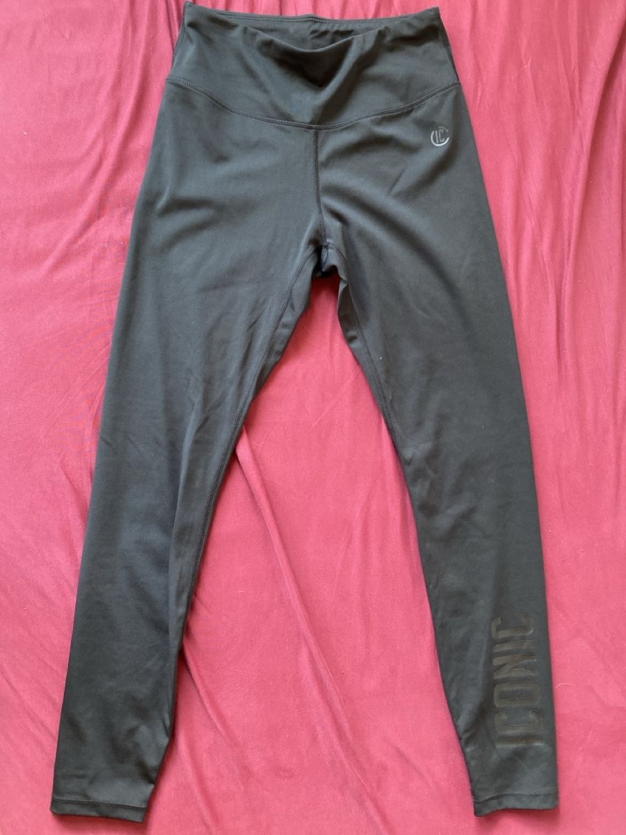 Leggings: Legging schwedisch Marke Iconic - Gr. S neu – Nuovo (secondo la descrizione) da Rubigen venduto da cam_drb7