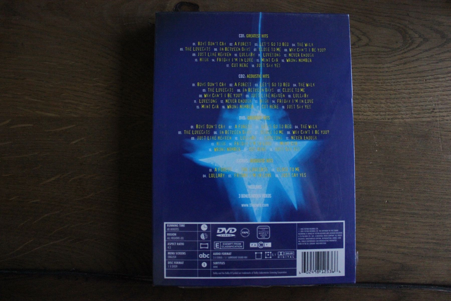 Tutti i DVDs: The Cure: Greatest Hits (2 CDs + DVDs, Neu ..... – Nuovo (secondo la descrizione) da Geroldswil venduto da Schlumpfine1973 1